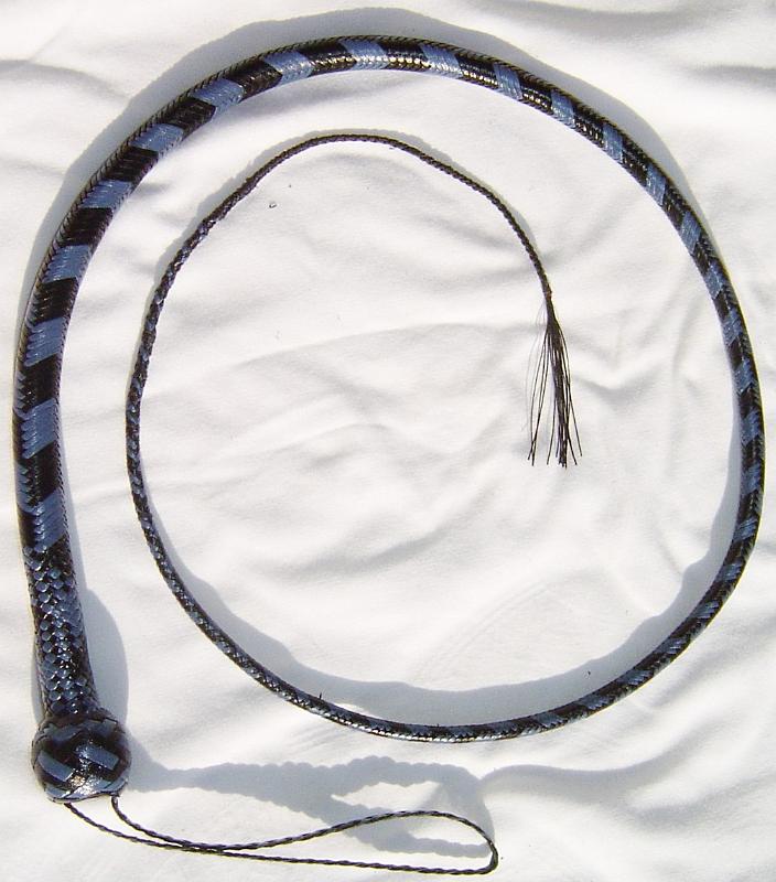 4ft Blue and Black 20 plait Signal whip with Box Pattern Knot A.jpg